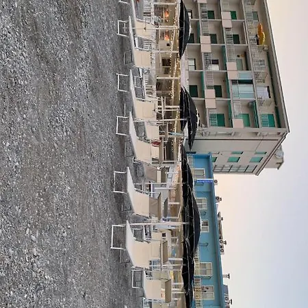 Piccolo Paradiso בורדיגרה