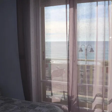 Piccolo Paradiso מלון