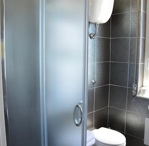 Piccolo Paradiso فندق بورديغيرا