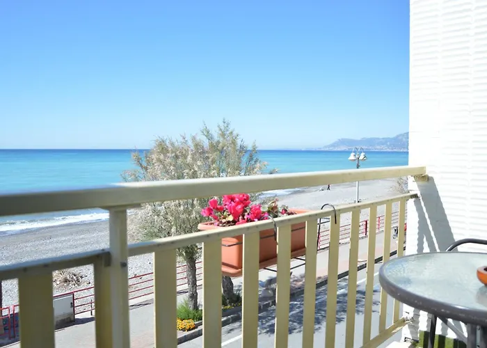 Piccolo Paradiso 3* Bordighera